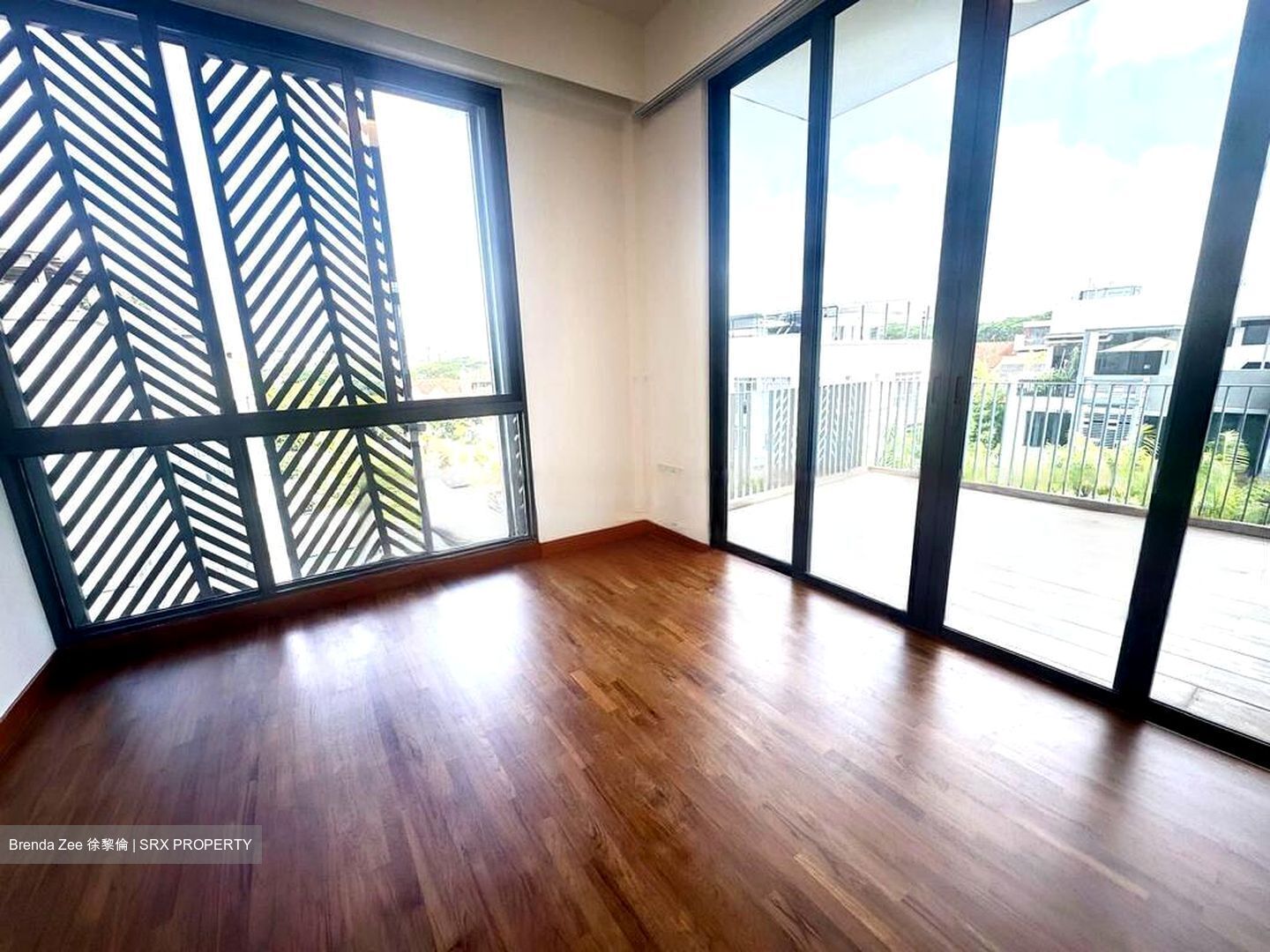 Alana (D28), Terrace #484935041